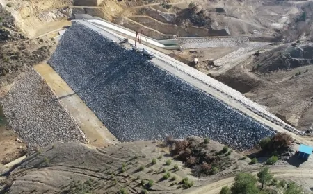 Alaağaç Barajı Üreticilere Ek Gelir Sağlıyor