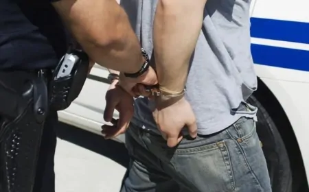Eşme'de Polis Uyuşturucuya Geçit Vermiyor