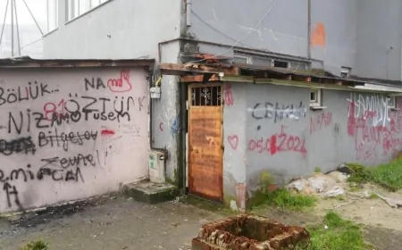 Düzce'de Halı Sahalara Zarar Verildi