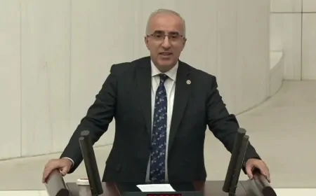 Saadet Partili Mustafa Kaya: 'Türkiye, Somali ve Etiyopya arasında ara bulucu olmalı'