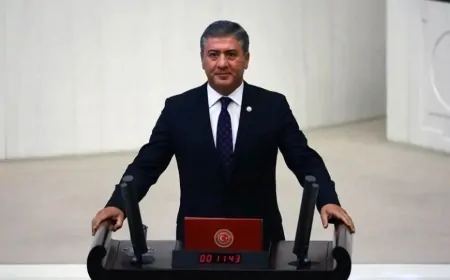 CHP’li Murat Emir: 'Mustafa Kemal'in askeriyiz dedikleri için teğmenler ihraç edildi'