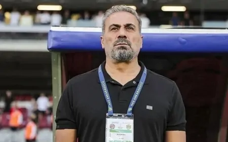 Sakaryaspor'da şok ayrılık: Mustafa Dalcı görevi bıraktı