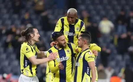 Fenerbahçe, Erzurumspor FK Karşısında Şov Yaptı! 5 Gollü Zaferle Liderliğini Sürdürdü