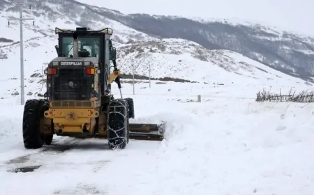 Ulaşıma Kar Engeli: Anadolu ve TEM Otoyolları'nda Trafik Felç Oldu