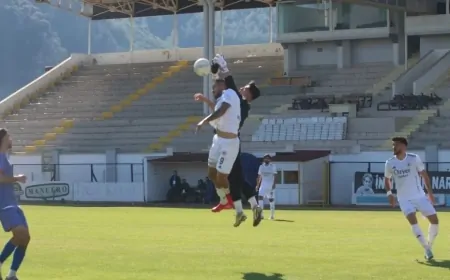 Fethiyespor ve Altay Arasındaki Mücadelede İlk Yarıda Gol Yok