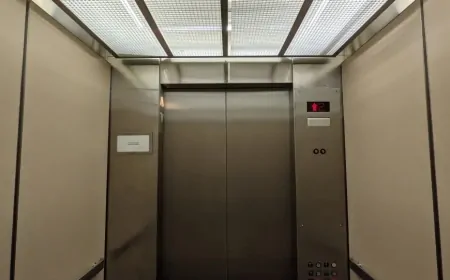Asansöre Biner Biner Binmez Bu Tuşa Basın! Az Bilinen Özellik Hayat Kurtarıyor