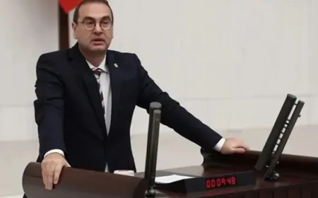 İYİ Partili Rıdvan Uz: 'Adaletin olmadığı yerde devlet çöker, yıkılışın müezzini adaletsizliktir'