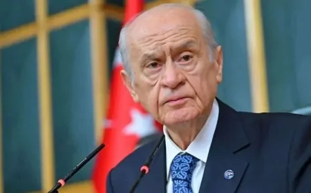 Bahçeli: 'Gazze'den Filistinli kardeşlerimizi çıkarmak çok ağır bir suçtur'