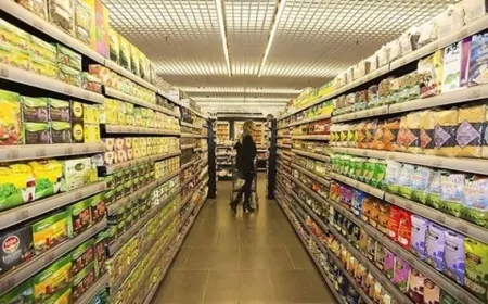 Sanayi ve Teknoloji Bakanlığı'nın yeni uygulaması ile zincir marketlerdeki fiyat farkları gözler önüne serildi