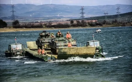 TSK’dan Çanakkale’de ‘Durgun Sulardan Geçiş Eğitimi’ tatbikatı