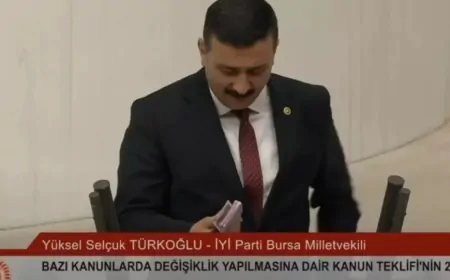 Yüksel Selçuk Türkoğlu: ‘Emeklilere ikinci iş yasağı vicdansızlıktır, bu karardan vazgeçin’
