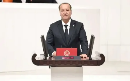 Cevdet Akay: ‘Türkiye borcu borçla ödüyor, kamu maliyesi çıkmazda’
