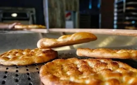 Ramazan pidesine zam: 250 gram pide 20 TL, 370 gram pide 30 TL oldu