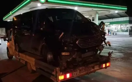 Afyonkarahisar’da Trafik Kazası: Milletvekili ve İl Başkanı Hastaneye Kaldırıldı