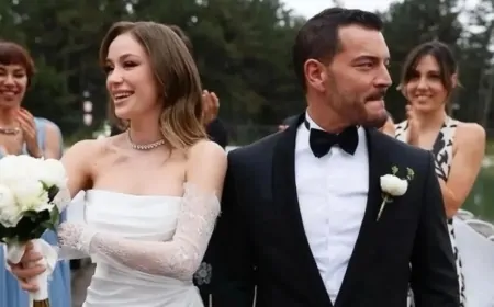 Buse Arslan'dan karnı burnunda pozlar! Kızını kucağına almak için gün sayıyor