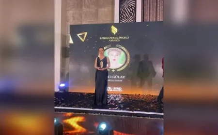 International Pearls Awards'ta Gülay Avcı'ya 'Yılın En İyi Spiritüel Uzmanı ve Tarot Okuyucusu' Ödülü
