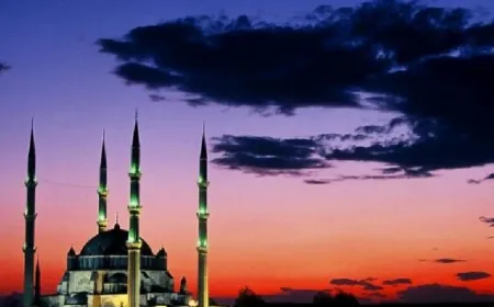 2025 Ramazan Başlangıcı ve Sahur Saatleri Belli Oldu! İlk Oruç Ne Zaman?
