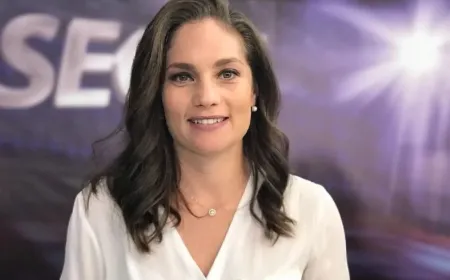 Gazeteci Nevşin Mengü’ye ‘terör propagandası’ suçlamasıyla hapis cezası