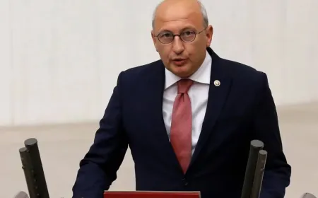 CHP’li Utku Çakırözer: ‘Hocalı’yı unutmadık, unutturmayacağız; Zengezur Koridoru neden açılmıyor?’