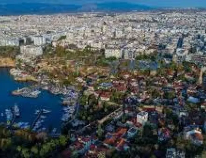 Kepez’de "Umuda Merhaba" Sergisi Sanatseverlerle Buluştu