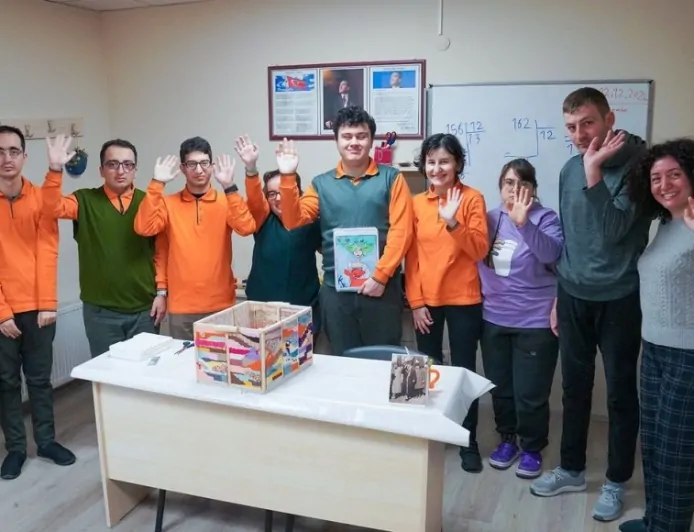 Tepebaşı Belediyesi Engelliler Sosyal Yaşam Merkezi Özel Bireylerin Hayatına Dokunuyor
