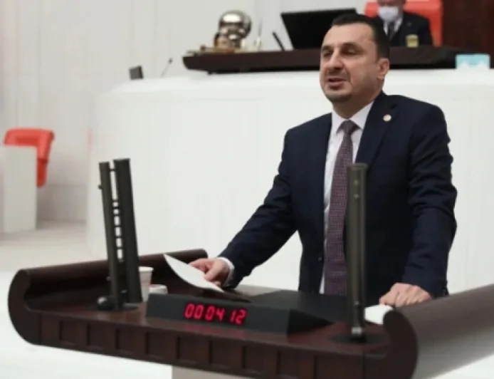 CHP’li Vekil Bekir Başevirgen: "Kredi Kartı Borçları Son Bir Yılda Yüzde 137 Arttı"