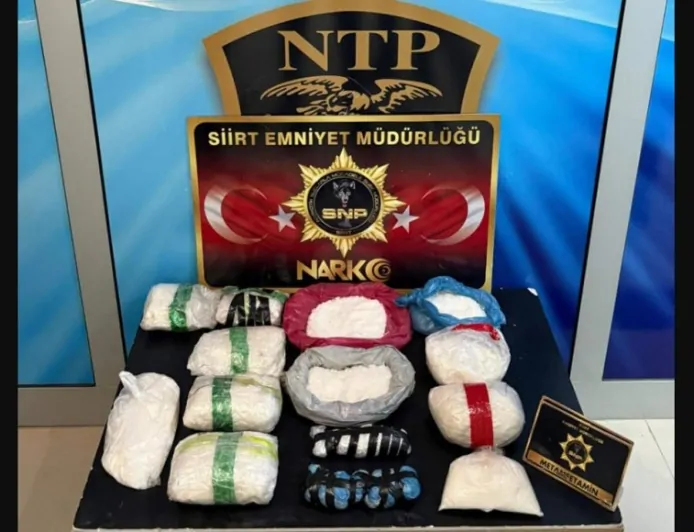 Siirt'te 8 Kilo 400 Gram Uyuşturucu Ele Geçirildi