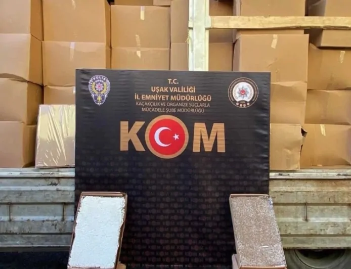 Uşak'ta 5 Milyon TL Değerinde Kaçak Makaron Ele Geçirildi