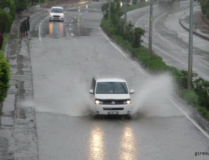 Zonguldak'ta Aniden Bastıran Dolu Hayatı Olumsuz Etkiledi