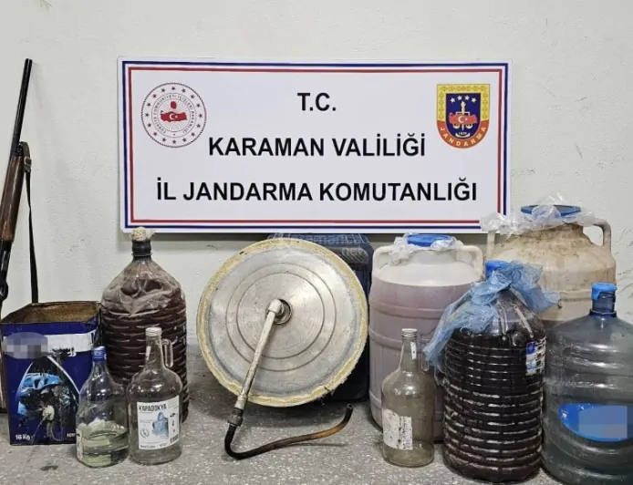 Karaman’da Sahte Alkol Üreten 4 Şüpheli Gözaltında