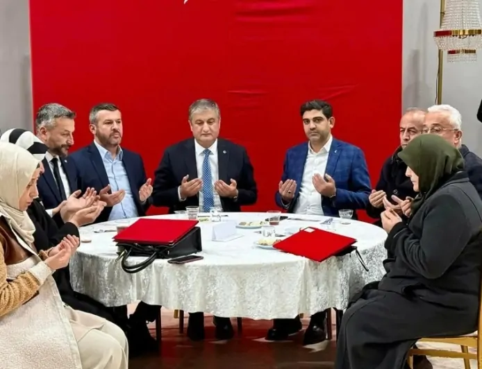 Özkan Çetinkaya: 'Şehitlerimizin Aziz Hatırasına Sahip Çıkacağız'