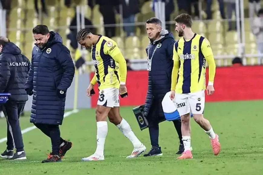 Fenerbahçe'de sakatlık şoku! Yeni transfer sahada yalnızca 5 dakika kaldı