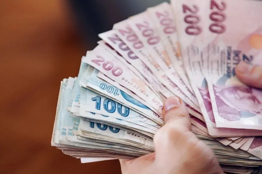 Banka çalışma saatleri 2025: Şubeler kaçta açılıyor, kaçta kapanıyor?