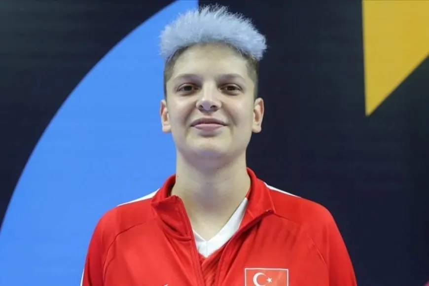 Ebrar Karakurt ve Yulia Brovkina arasında büyük kriz! Soyunma odasında kavga, otoparkta olay çıktı