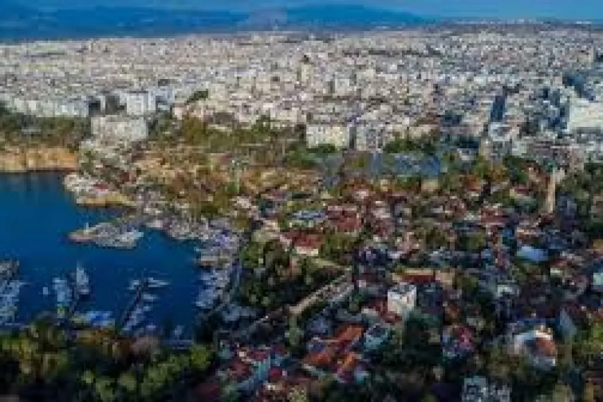 Kepez’de "Umuda Merhaba" Sergisi Sanatseverlerle Buluştu