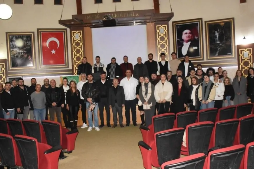 Mobilyacılara Hedef Pazarlar Anlatıldı