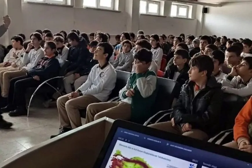 Erzincan’da Öğrenciler Afet Bilincini Öğreniyor