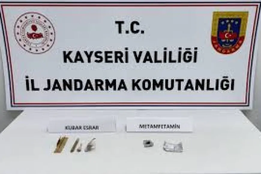 Kayseri'de Durdurulan Araçtan Uyuşturucu Çıktı