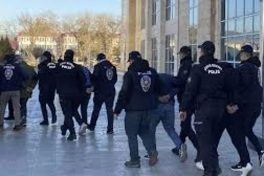 Kırıkkale'de Siber Suç Firarisi Tutuklandı