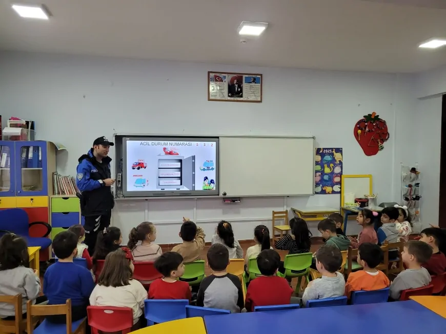 Beykoz'da Minik Öğrencilere 112 Acil Çağrı Hattı Anlatıldı