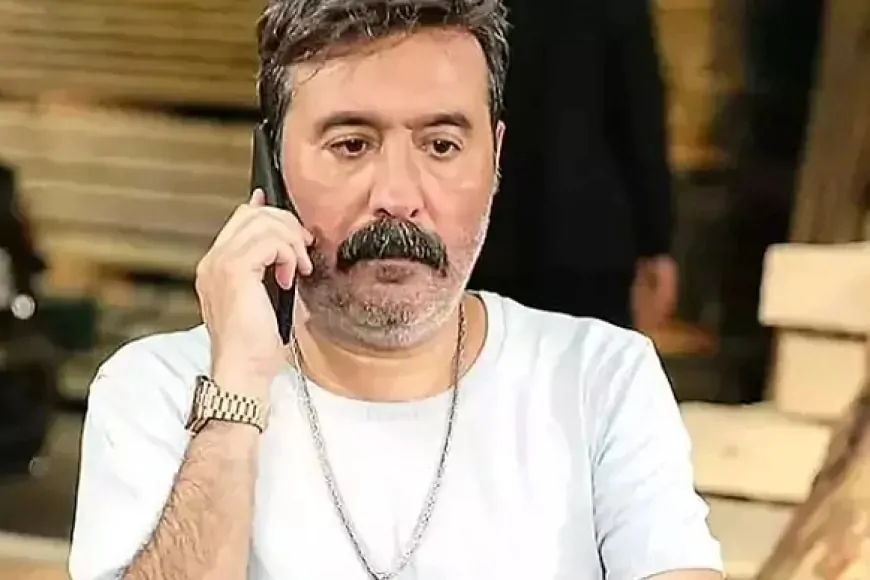 Mustafa Üstündağ, sosyal medya paylaşımıyla gündemde! Ünlü oyuncunun hayatı ve kariyeri merak ediliyor