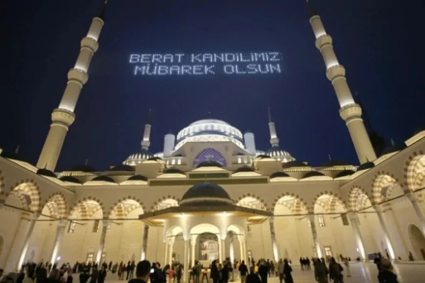 Berat Kandili Mesajları 2025: En Güzel, Dualı ve Resimli Kandil Sözleri