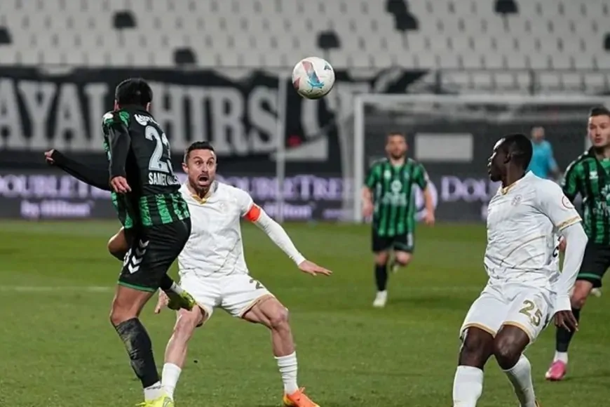 Kocaelispor, Manisa FK’yı 2-0 mağlup ederek tarih yazdı!