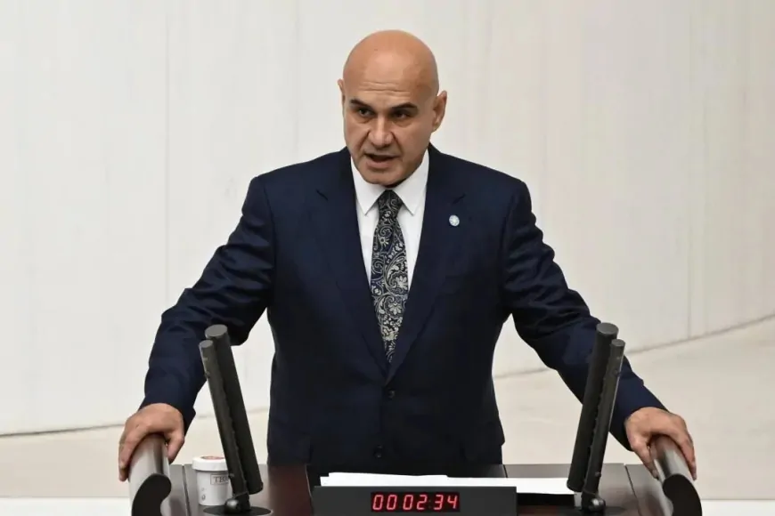 İYİ Partili Turhan Çömez: 'Parlamento, sarayın onay makamı değildir'