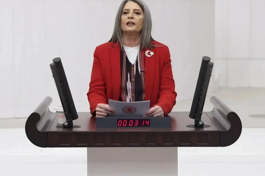 CHP Trabzon Milletvekili Sibel Suiçmez: 'Trabzonspor U19 Takımının Juventus Zaferi Türkiye'nin Gururu'