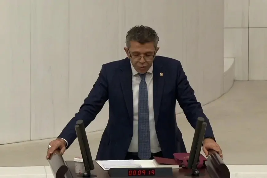 İYİ Partili Yasin Öztürk: 'Ülke Çöküşte, İktidarın Tek Derdi Koltuklarını Korumak'