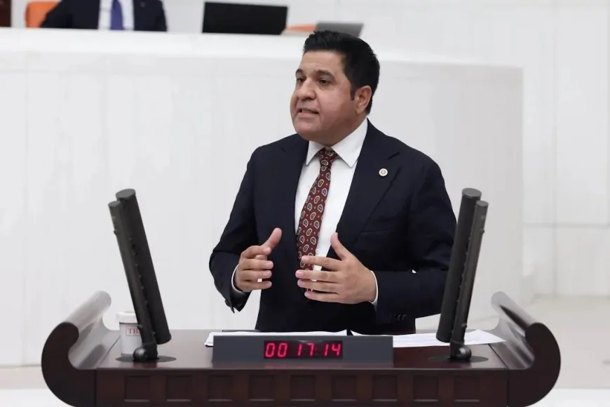 Bülent Kaya: ‘Türkiye borç batağında, yanlış ekonomi politikalarının bedelini millet ödüyor’
