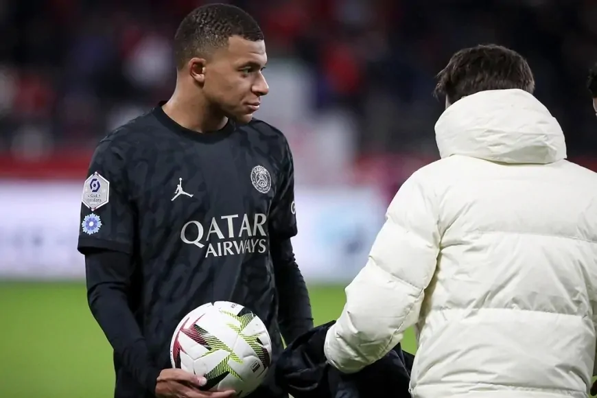 PSG'den Tarihi Skor! Mbappe'nin Hat-trick'i Manchester City'yi Sildi, Kenan Yıldız Veda Etti