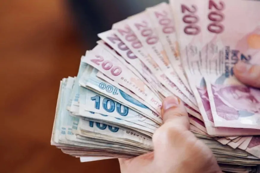 Çalışan Emeklilerin Maaşları Kesilecek Mi? 2008 Sonrası Sigortalılar İçin Yeni Düzenleme Geliyor