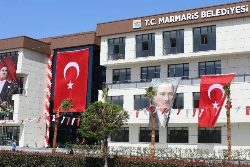 Marmaris Belediye Başkanlığı'ndan eski başkan Mehmet Oktay ve Burak Demirtaş hakkında suç duyurusu